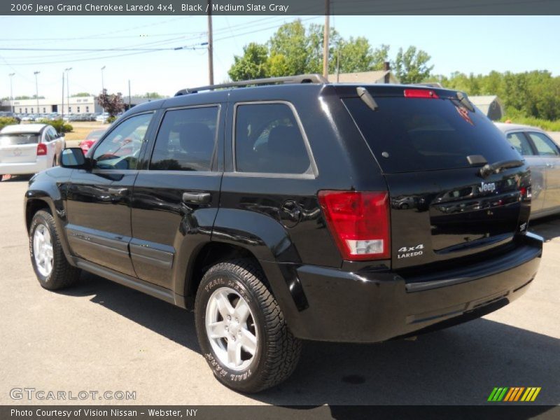 Black / Medium Slate Gray 2006 Jeep Grand Cherokee Laredo 4x4