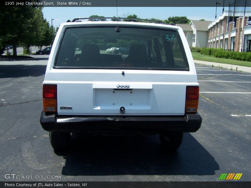 Stone White / Grey 1995 Jeep Cherokee Sport