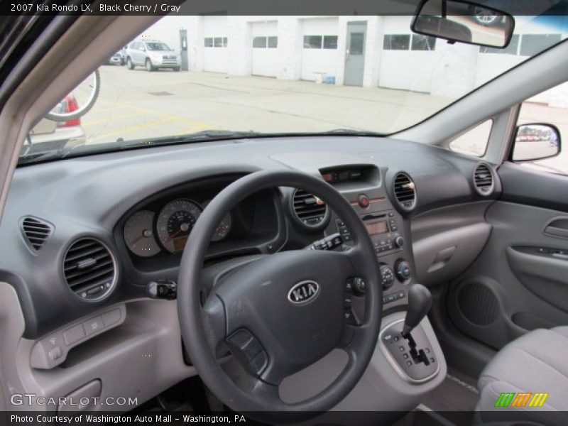 Black Cherry / Gray 2007 Kia Rondo LX