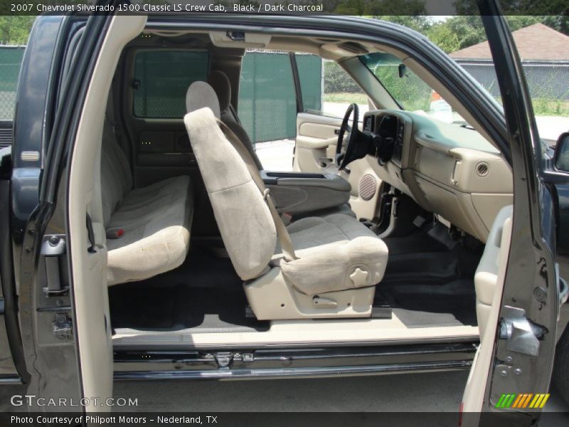 Black / Dark Charcoal 2007 Chevrolet Silverado 1500 Classic LS Crew Cab