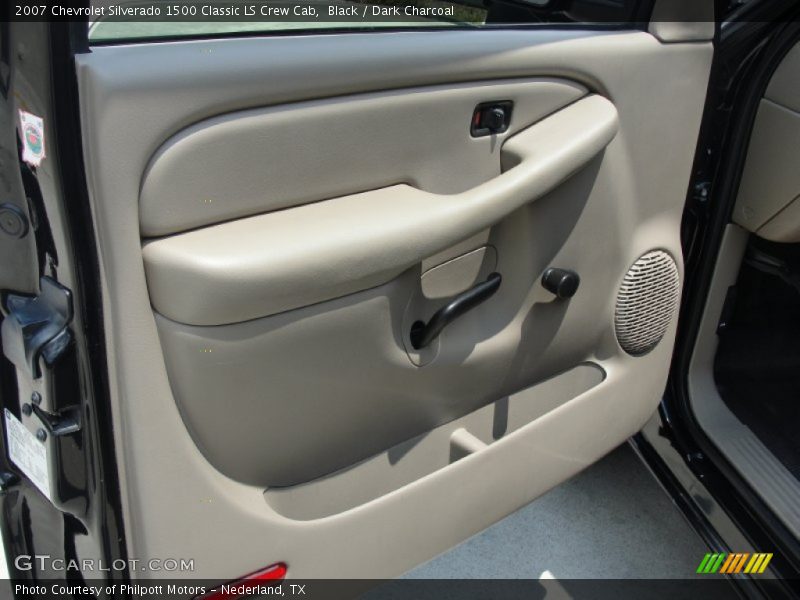 Black / Dark Charcoal 2007 Chevrolet Silverado 1500 Classic LS Crew Cab