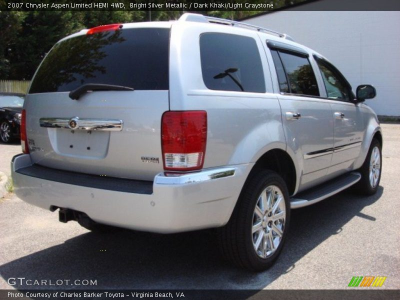 Bright Silver Metallic / Dark Khaki/Light Graystone 2007 Chrysler Aspen Limited HEMI 4WD