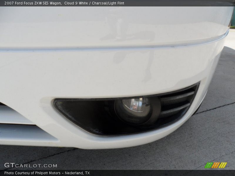 Cloud 9 White / Charcoal/Light Flint 2007 Ford Focus ZXW SES Wagon