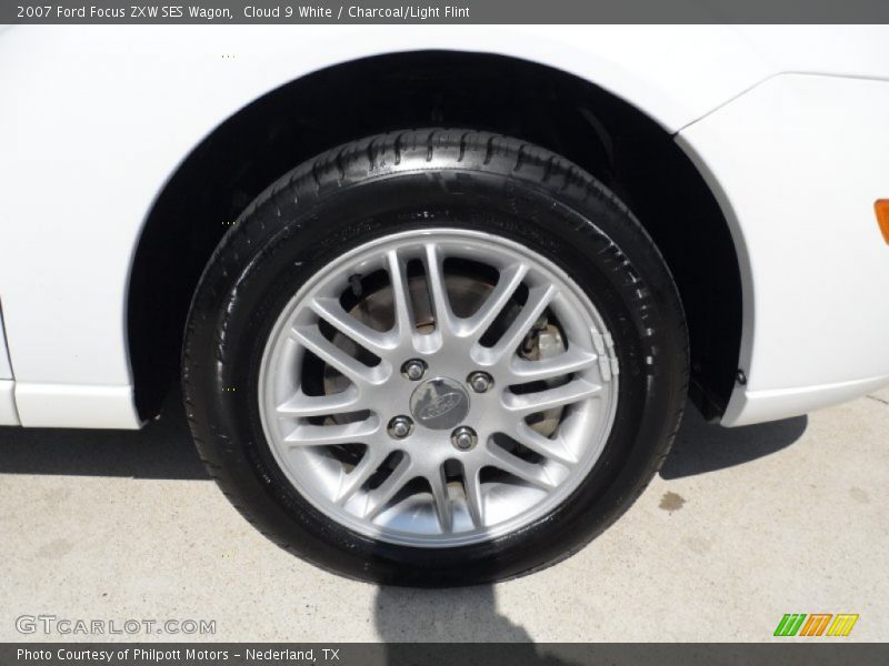  2007 Focus ZXW SES Wagon Wheel