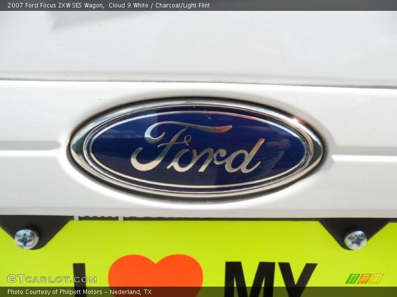 Cloud 9 White / Charcoal/Light Flint 2007 Ford Focus ZXW SES Wagon