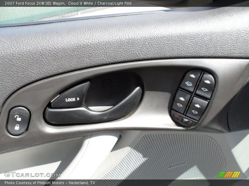 Cloud 9 White / Charcoal/Light Flint 2007 Ford Focus ZXW SES Wagon