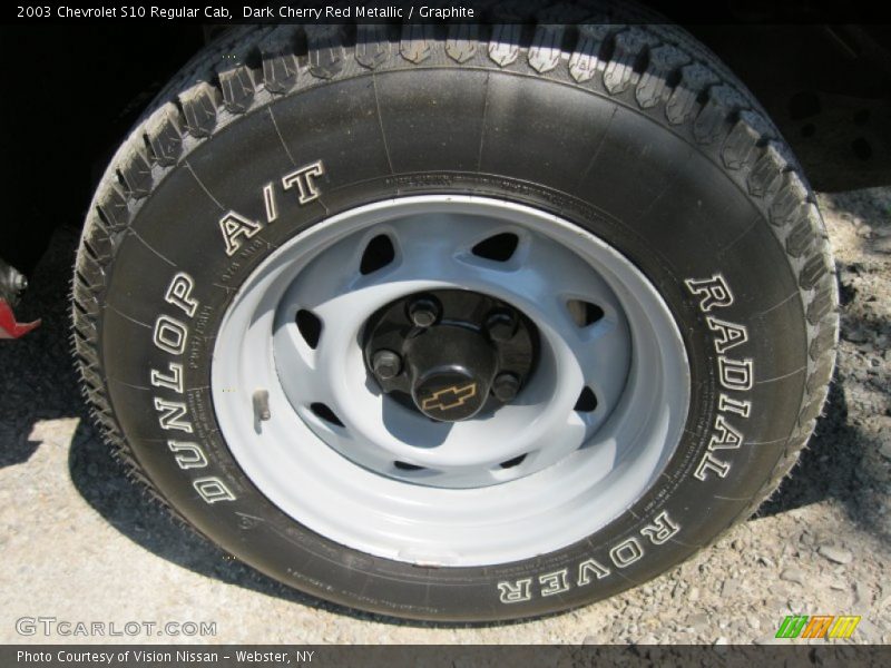 Dark Cherry Red Metallic / Graphite 2003 Chevrolet S10 Regular Cab