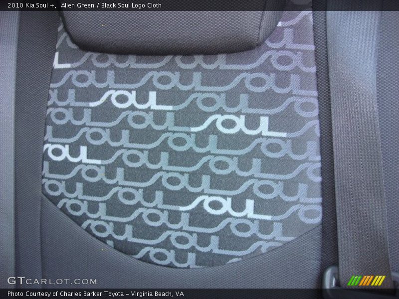 Alien Green / Black Soul Logo Cloth 2010 Kia Soul +