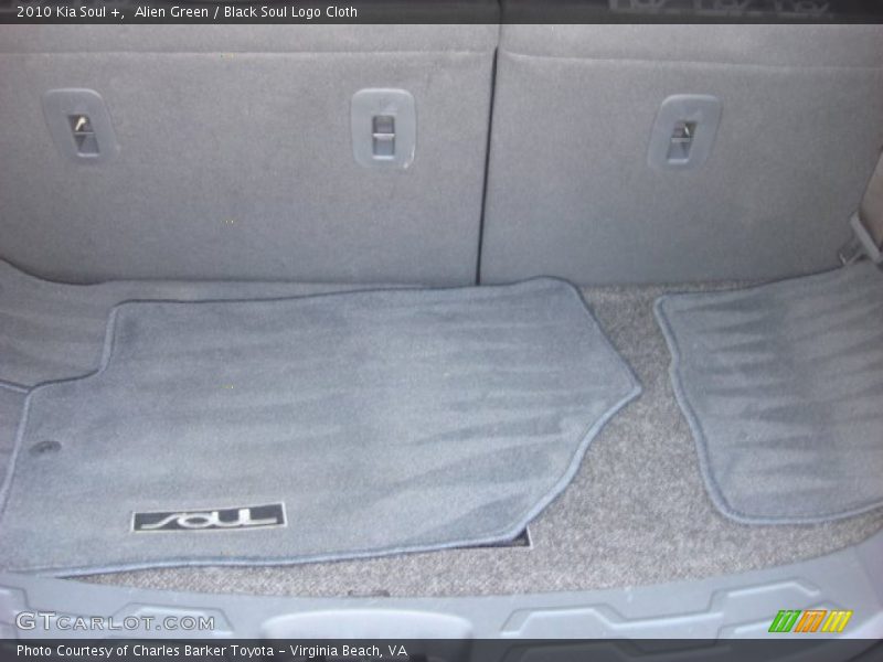 Alien Green / Black Soul Logo Cloth 2010 Kia Soul +