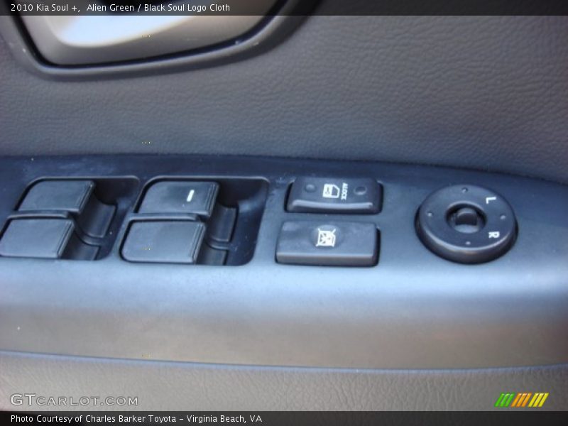 Alien Green / Black Soul Logo Cloth 2010 Kia Soul +