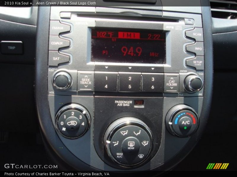Alien Green / Black Soul Logo Cloth 2010 Kia Soul +