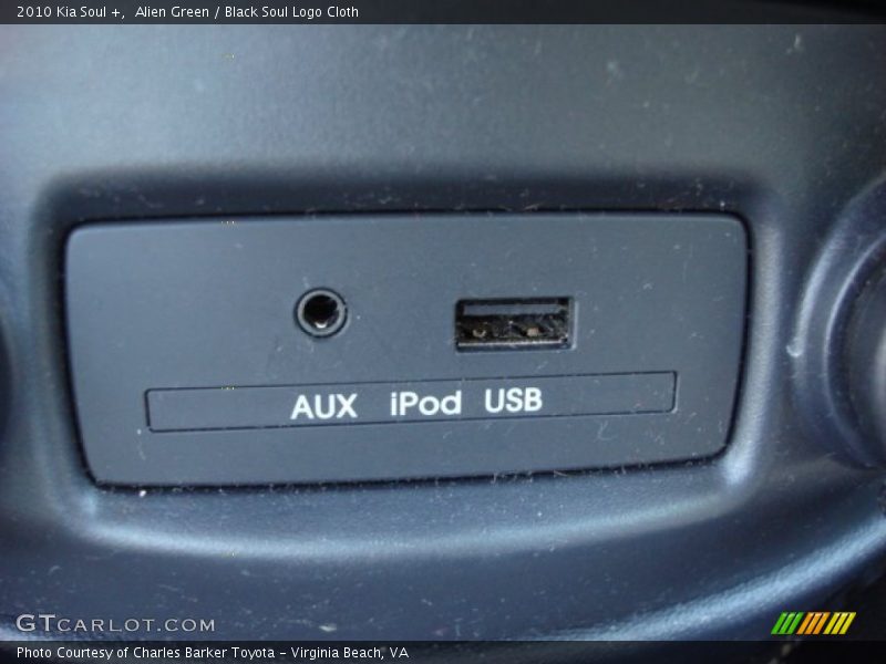 Alien Green / Black Soul Logo Cloth 2010 Kia Soul +