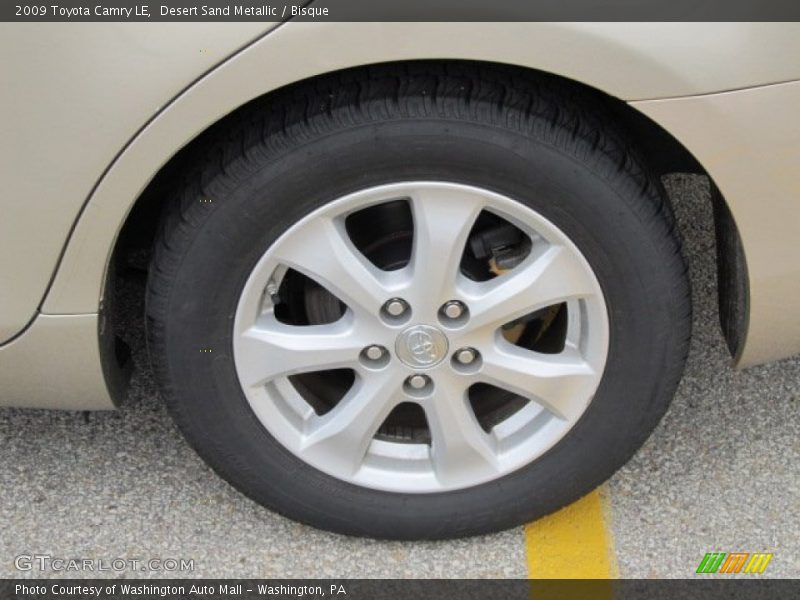 Desert Sand Metallic / Bisque 2009 Toyota Camry LE