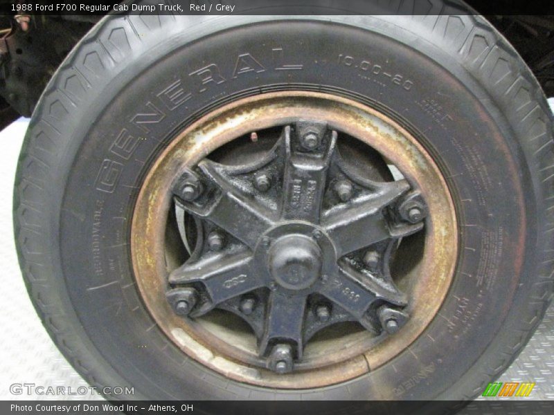  1988 F700 Regular Cab Dump Truck Wheel
