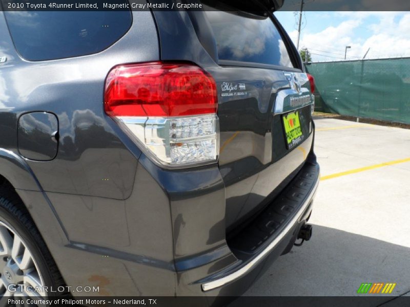 Magnetic Gray Metallic / Graphite 2010 Toyota 4Runner Limited