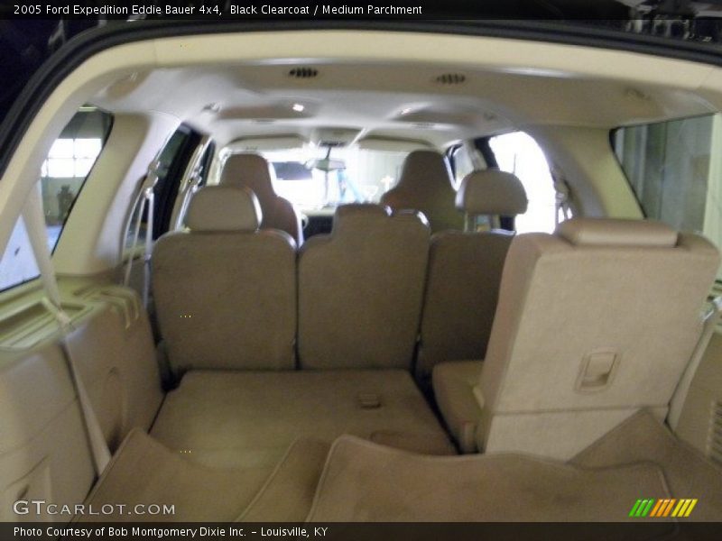 Black Clearcoat / Medium Parchment 2005 Ford Expedition Eddie Bauer 4x4