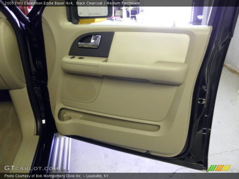 Black Clearcoat / Medium Parchment 2005 Ford Expedition Eddie Bauer 4x4