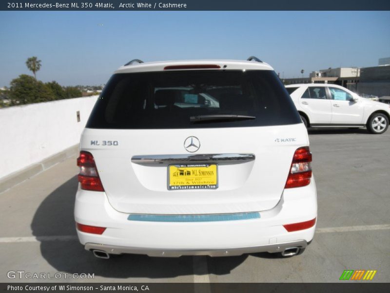 Arctic White / Cashmere 2011 Mercedes-Benz ML 350 4Matic