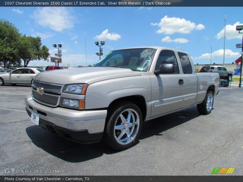 Silver Birch Metallic / Dark Charcoal 2007 Chevrolet Silverado 1500 Classic LT Extended Cab