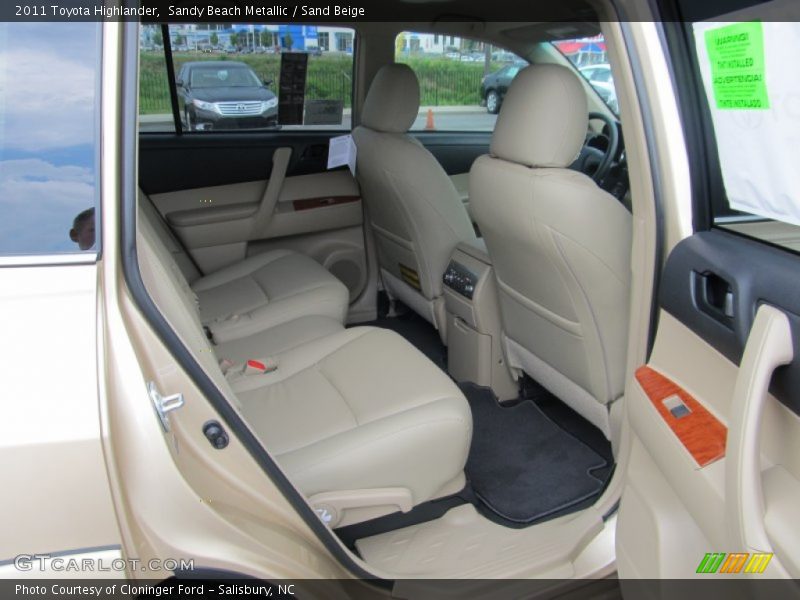 Sandy Beach Metallic / Sand Beige 2011 Toyota Highlander