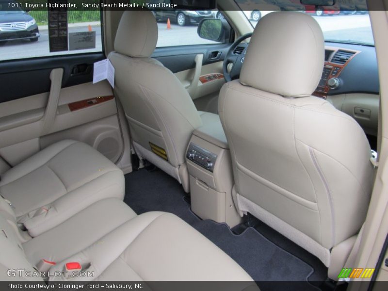 Sandy Beach Metallic / Sand Beige 2011 Toyota Highlander
