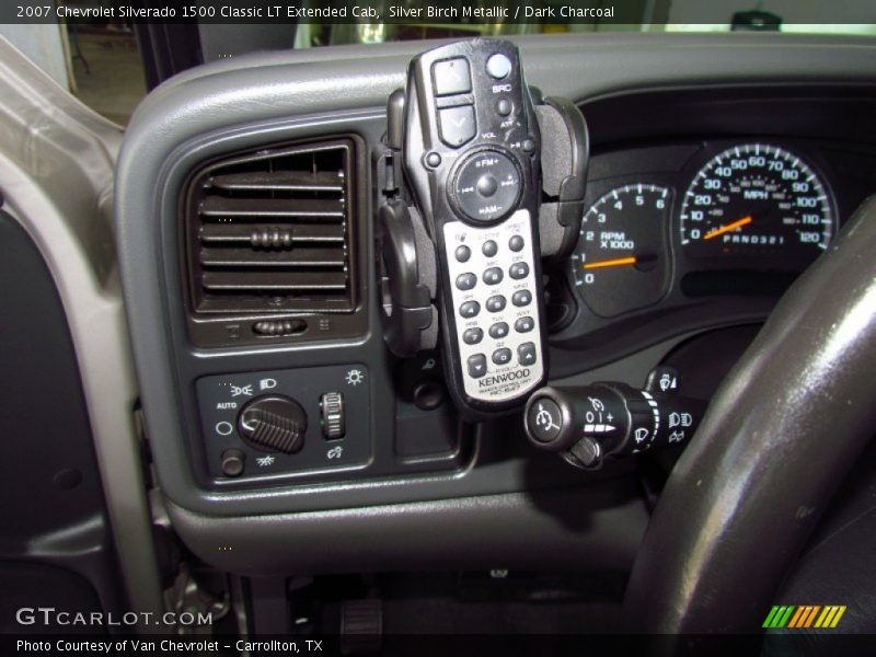 Silver Birch Metallic / Dark Charcoal 2007 Chevrolet Silverado 1500 Classic LT Extended Cab