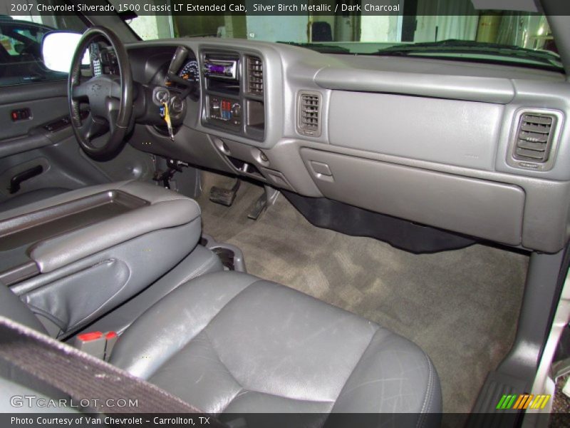 Silver Birch Metallic / Dark Charcoal 2007 Chevrolet Silverado 1500 Classic LT Extended Cab