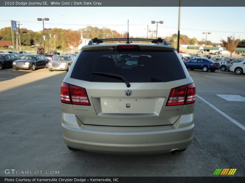 White Gold / Dark Slate Gray 2010 Dodge Journey SE