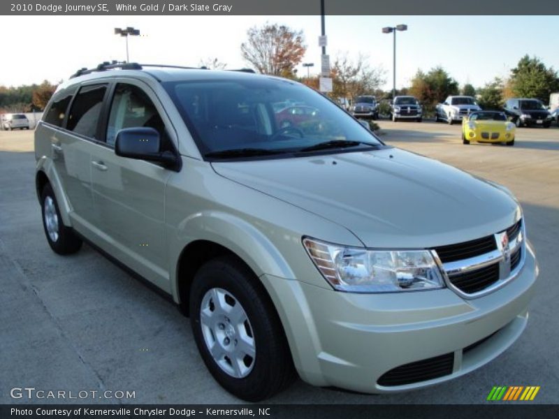 White Gold / Dark Slate Gray 2010 Dodge Journey SE