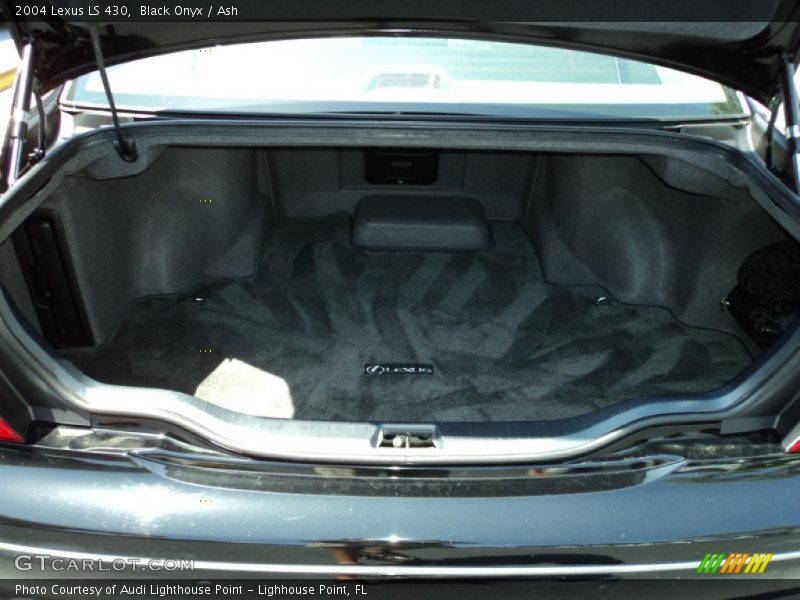 Black Onyx / Ash 2004 Lexus LS 430