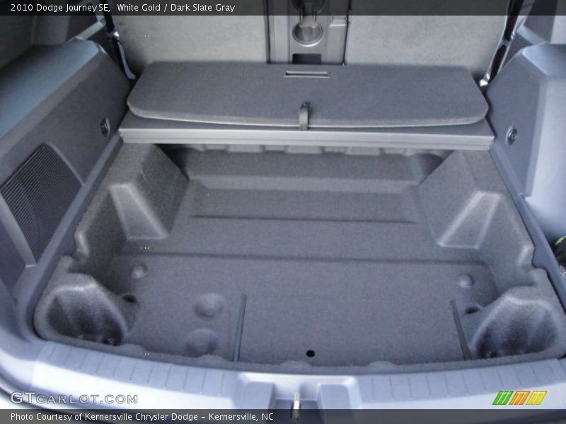 White Gold / Dark Slate Gray 2010 Dodge Journey SE