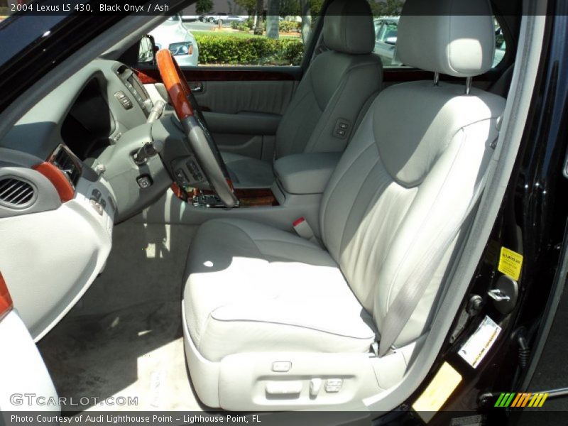 Black Onyx / Ash 2004 Lexus LS 430