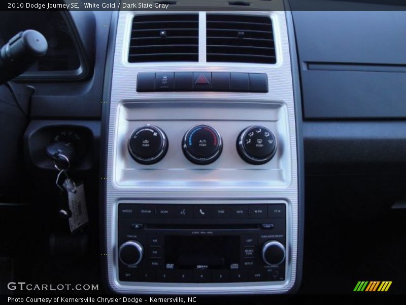 White Gold / Dark Slate Gray 2010 Dodge Journey SE