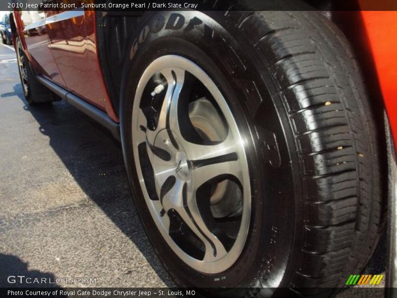 Sunburst Orange Pearl / Dark Slate Gray 2010 Jeep Patriot Sport