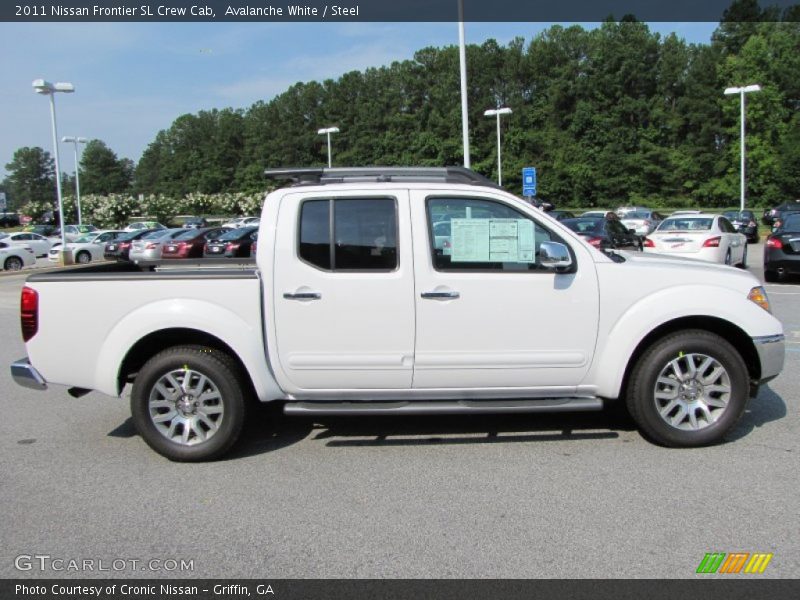 Avalanche White / Steel 2011 Nissan Frontier SL Crew Cab