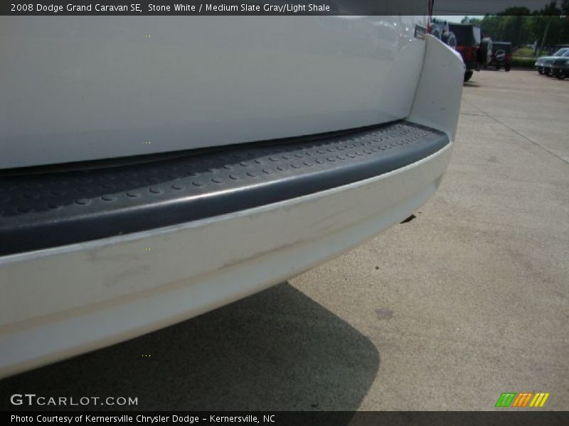 Stone White / Medium Slate Gray/Light Shale 2008 Dodge Grand Caravan SE