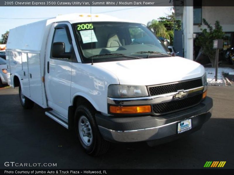 Summit White / Medium Dark Pewter 2005 Chevrolet Express 3500 Cutaway Utility Van