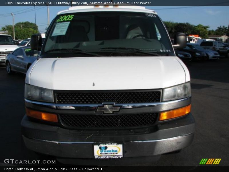 Summit White / Medium Dark Pewter 2005 Chevrolet Express 3500 Cutaway Utility Van