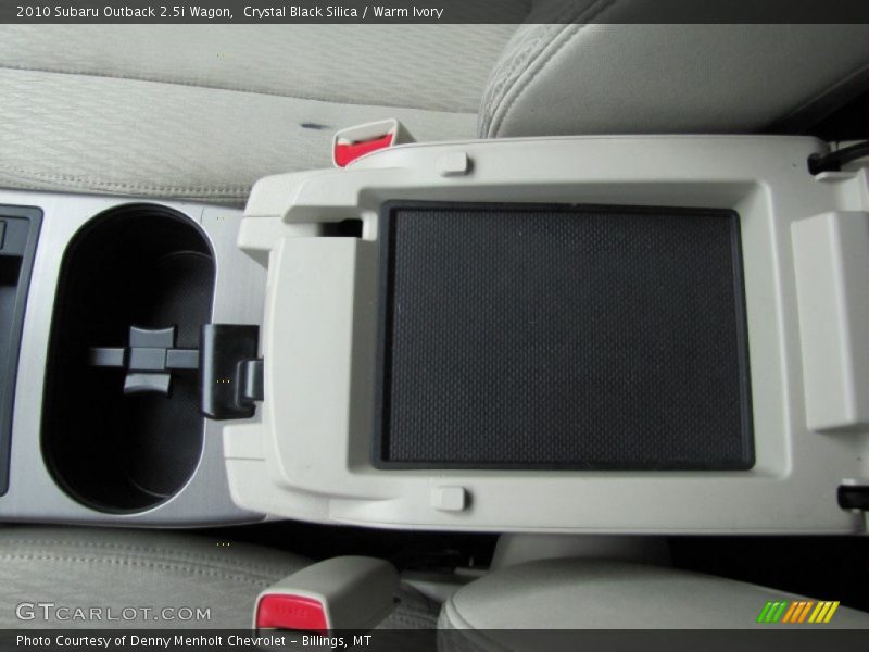 Crystal Black Silica / Warm Ivory 2010 Subaru Outback 2.5i Wagon
