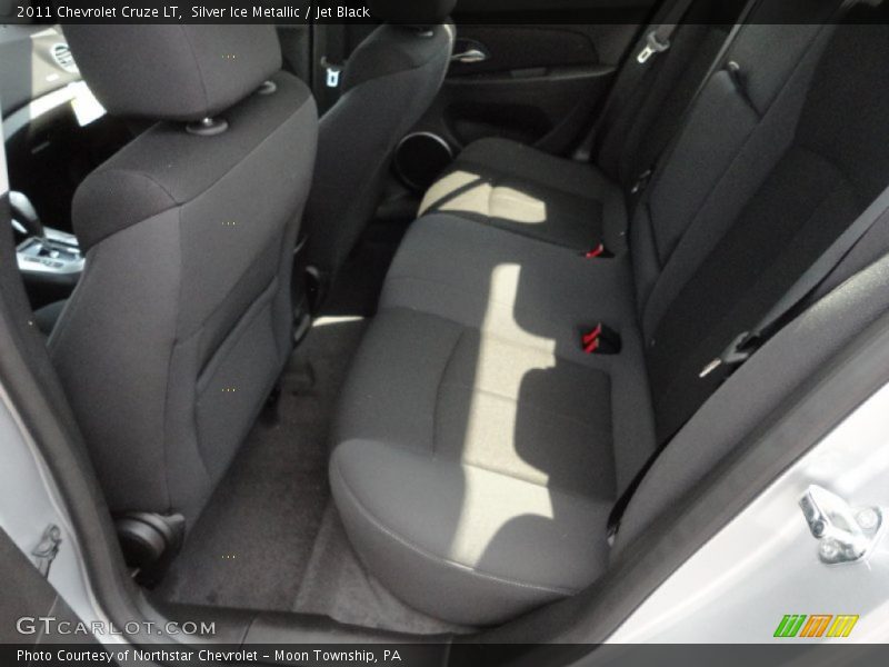 Silver Ice Metallic / Jet Black 2011 Chevrolet Cruze LT