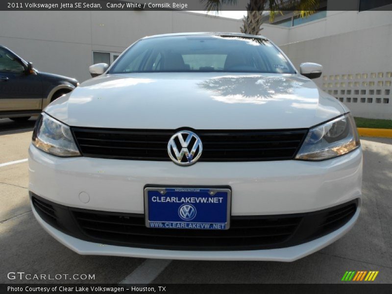 Candy White / Cornsilk Beige 2011 Volkswagen Jetta SE Sedan