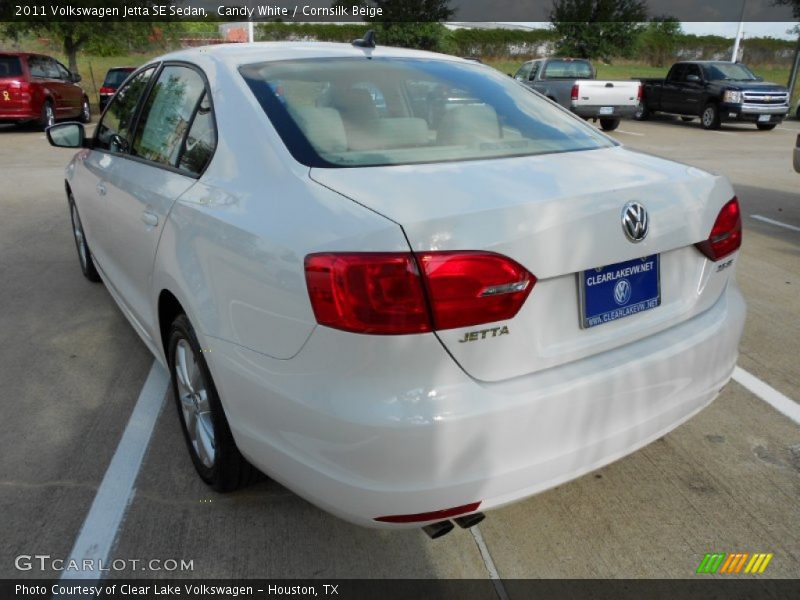 Candy White / Cornsilk Beige 2011 Volkswagen Jetta SE Sedan