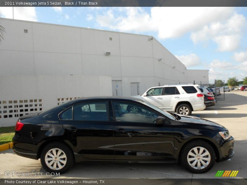 Black / Titan Black 2011 Volkswagen Jetta S Sedan