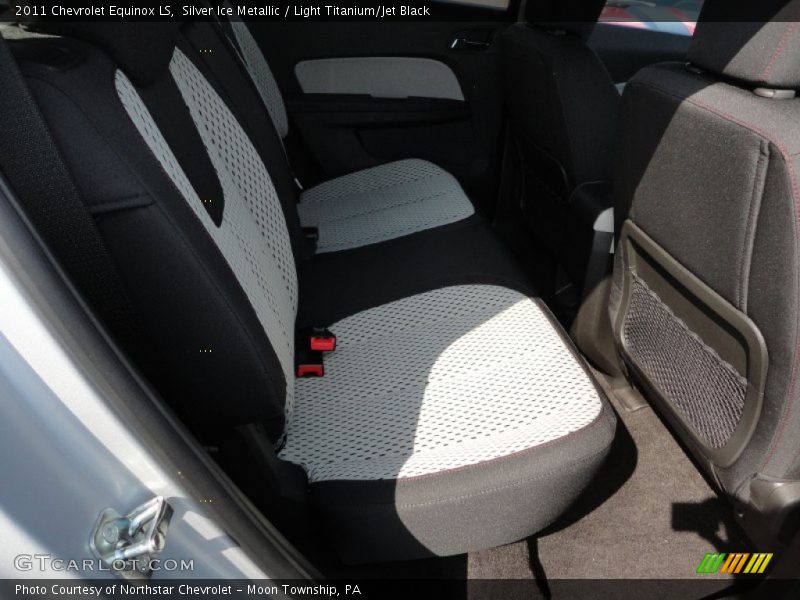 Silver Ice Metallic / Light Titanium/Jet Black 2011 Chevrolet Equinox LS