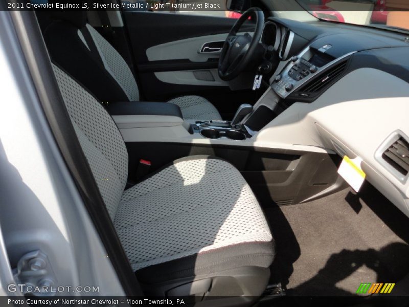 Silver Ice Metallic / Light Titanium/Jet Black 2011 Chevrolet Equinox LS