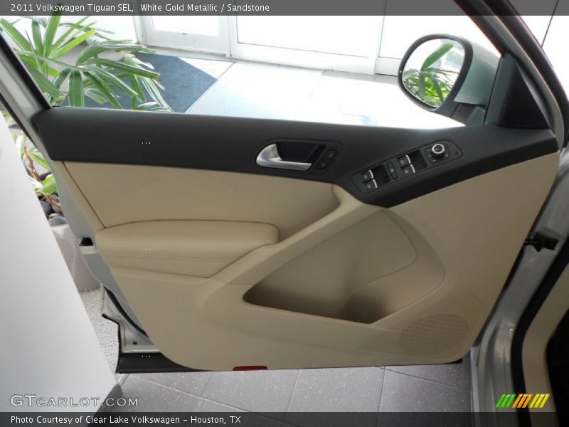 White Gold Metallic / Sandstone 2011 Volkswagen Tiguan SEL