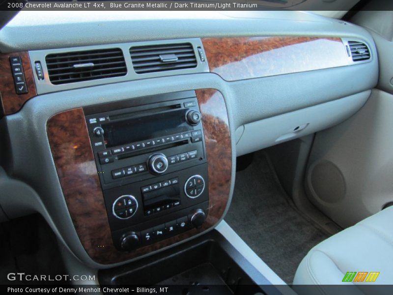 Dashboard of 2008 Avalanche LT 4x4