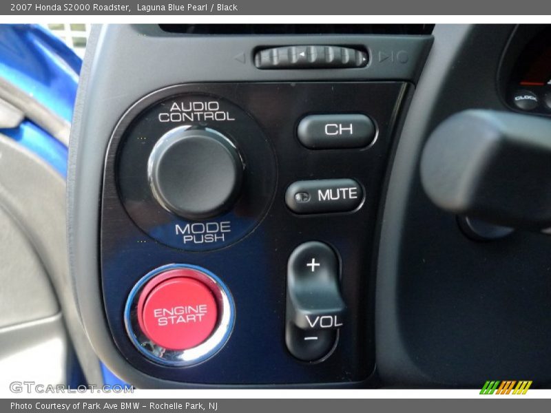 Controls of 2007 S2000 Roadster
