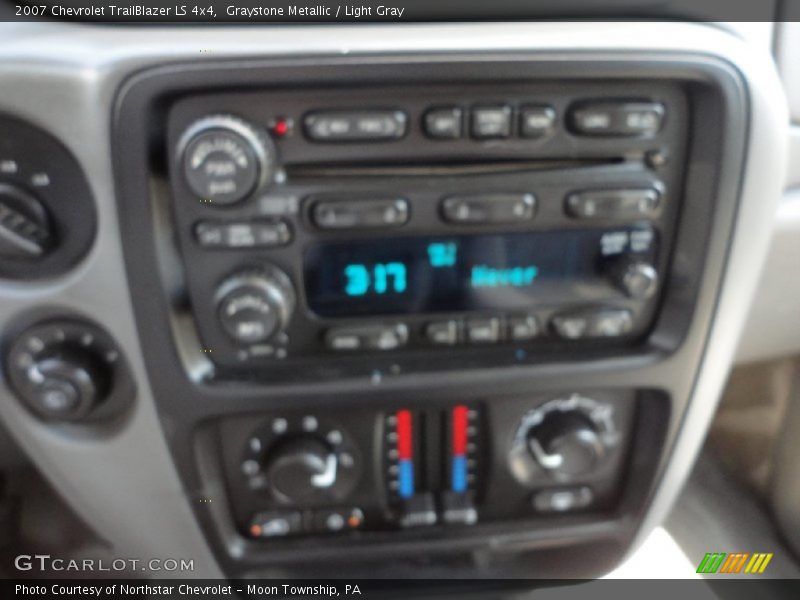Graystone Metallic / Light Gray 2007 Chevrolet TrailBlazer LS 4x4