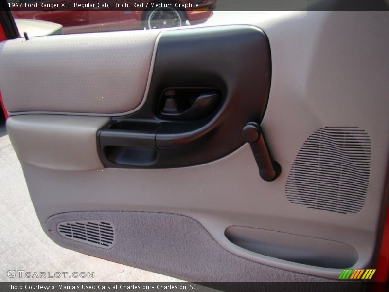 Door Panel of 1997 Ranger XLT Regular Cab